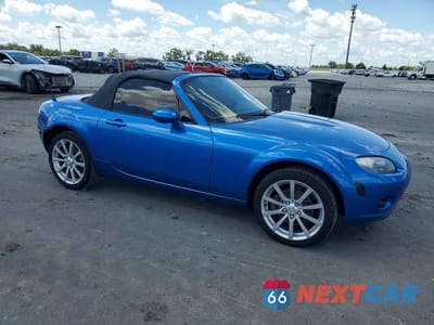 Czwarte zdjęcie samochodu z boku: 2006 MAZDA MX-5 MIATA VIN:JM1NC25F760114740 - miniatura