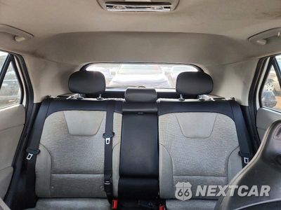 Zdjęcie 10 z 13 samochodu: 2023 KIA NIRO WAVE VIN:KNDCT3L13P5013865 - miniatura