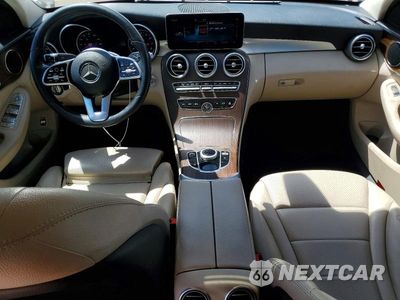 Zdjęcie 8 z 13 samochodu: 2019 MERCEDES-BENZ C 300 VIN:55SWF8DBXKU284081 - miniatura