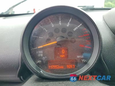 Zdjęcie 9 z 12 samochodu: 2015 MINI COOPER PACEMAN VIN:WMWSS1C52FWN94917 - miniatura