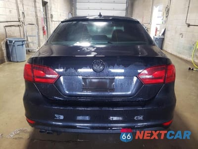 Zdjęcie 6 z 12 samochodu: 2012 VOLKSWAGEN JETTA GLI VIN:3VW467AJ9CM369793 - miniatura