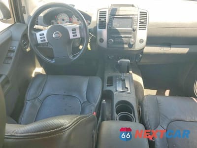 Zdjęcie 8 z 12 samochodu: 2015 NISSAN XTERRA PRO-4X VIN:5N1AN0NW9FN658734 - miniatura