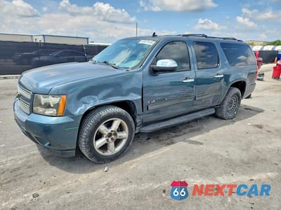 2010 CHEVROLET SUBURBAN C1500 LT 1GNUCJE0XAR164240 - główne zdjęcie licytacji z USA - miniatura