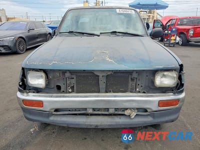 Piąte zdjęcie samochodu w środku: 1996 TOYOTA TACOMA XTRACAB VIN:4TAVL52N9TZ122032 - miniatura