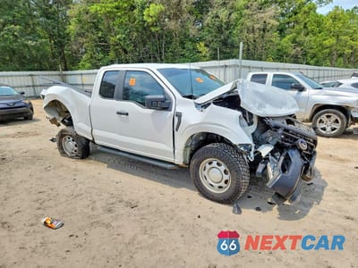 Czwarte zdjęcie samochodu z boku: 2023 FORD F150 SUPER CAB VIN:1FTEX1EP0PKD01234 - miniatura
