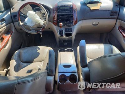 Zdjęcie 8 z 14 samochodu: 2004 TOYOTA SIENNA XLE LIMITED 7 PASSENGER VIN:5TDZA22C14S174685 - miniatura