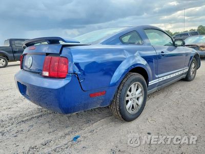 Trzecie zdjęcie samochodu z tyłu: 2006 FORD MUSTANG VIN:1ZVFT80N065260144 - miniatura