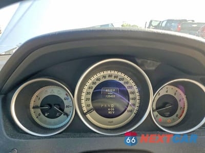 Zdjęcie 9 z 12 samochodu: 2014 MERCEDES-BENZ C 250 VIN:WDDGF4HB0EA948092 - miniatura