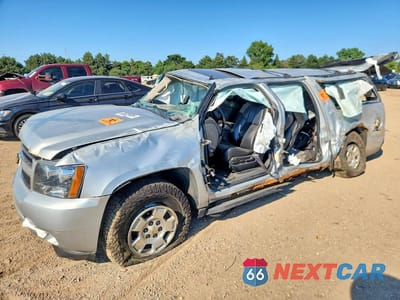 2013 CHEVROLET SUBURBAN K1500 LT 1GNSKJE74DR231846 - główne zdjęcie licytacji z USA - miniatura