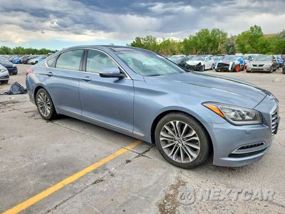 Czwarte zdjęcie samochodu z boku: 2015 HYUNDAI GENESIS 3.8L VIN:KMHGN4JE3FU022816 - miniatura