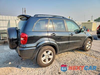 Trzecie zdjęcie samochodu z tyłu: 2005 TOYOTA RAV4 BASE VIN:JTEHD20V456030259 - miniatura