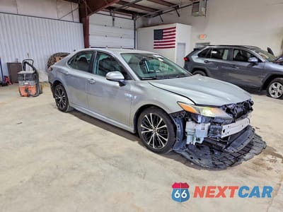 Czwarte zdjęcie samochodu z boku: 2019 TOYOTA CAMRY SE VIN:4T1B11HK6KU729242 - miniatura