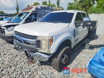 2017 FORD F350 SUPER DUTY 1FD8W3HT9HED03788 - główne zdjęcie licytacji z USA - miniatura