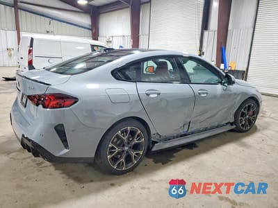 Trzecie zdjęcie samochodu z tyłu: 2025 BMW 228XI VIN:WBA23GG01S7T73148 - miniatura