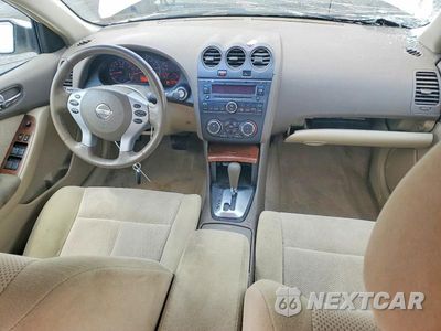 Zdjęcie 8 z 12 samochodu: 2009 NISSAN ALTIMA 2.5 VIN:1N4AL21E09N512865 - miniatura
