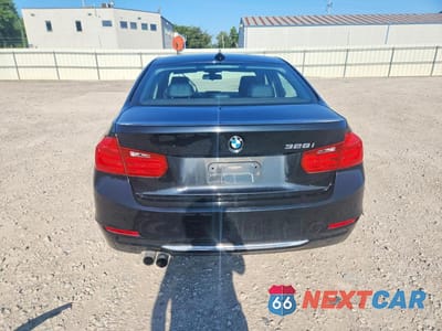 Zdjęcie 6 z 13 samochodu: 2012 BMW 328 I VIN:WBA3A5C52CF259246 - miniatura