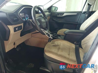 Zdjęcie 7 z 13 samochodu: 2022 FORD ESCAPE SE VIN:1FMCU0G62NUA46453 - miniatura