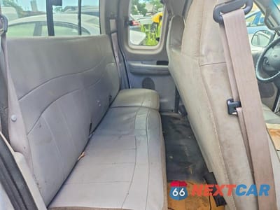 Zdjęcie 10 z 12 samochodu: 2000 FORD F150 VIN:1FTZX1727YKB02038 - miniatura