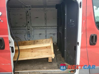 Zdjęcie 11 z 13 samochodu: 2018 RAM PROMASTER 1500 1500 STANDARD VIN:3C6TRVAG9JE156002 - miniatura