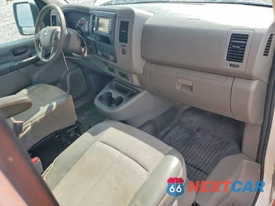 Zdjęcie 8 z 13 samochodu: 2021 NISSAN NV 1500 SV VIN:1N6BF0KM6MN806745 - miniatura