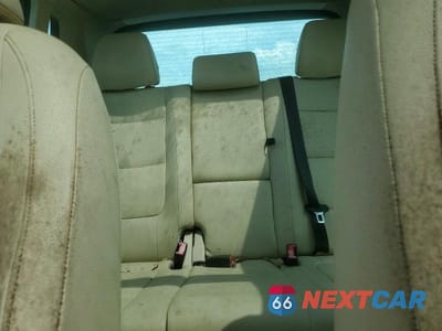 Zdjęcie 10 z 13 samochodu: 2012 VOLKSWAGEN TIGUAN S VIN:WVGAV7AX0CW003956 - miniatura