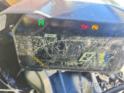 Zdjęcie 7 z 9 samochodu: 2022 YAMAHA YZFR7 VIN:JYARM38E7NA004167 - miniatura
