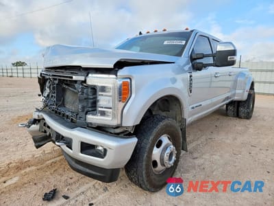 2019 FORD F350 SUPER DUTY 1FT8W3DT1KEG40537 - główne zdjęcie licytacji z USA - miniatura