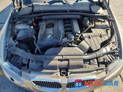 Zdjęcie 11 z 12 samochodu: 2010 BMW 328 XI VIN:WBAWC3C50AP471100 - miniatura