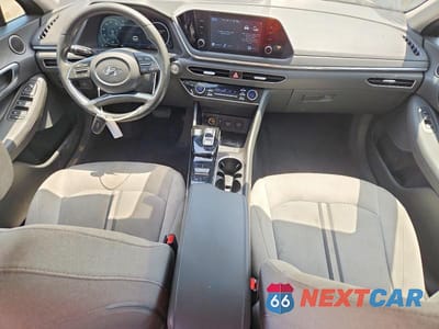 Zdjęcie 8 z 12 samochodu: 2020 HYUNDAI SONATA SEL VIN:5NPEF4JA3LH059098 - miniatura