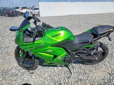 Trzecie zdjęcie samochodu z tyłu: 2012 KAWASAKI EX250 J VIN:JKAEXMJ12CDAC0188 - miniatura