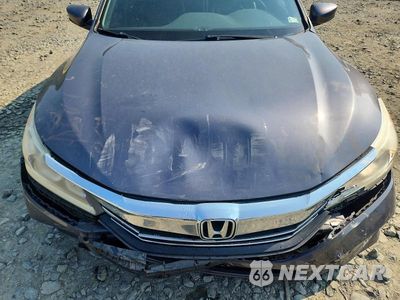 Zdjęcie 11 z 12 samochodu: 2017 HONDA ACCORD SPORT VIN:1HGCR2F56HA133838 - miniatura