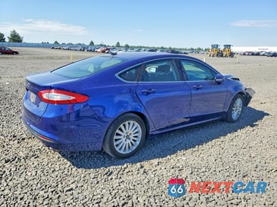 Trzecie zdjęcie samochodu z tyłu: 2016 FORD FUSION SE PHEV VIN:3FA6P0PU1GR145868 - miniatura