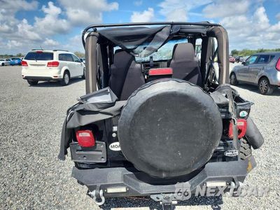 Zdjęcie 6 z 12 samochodu: 2006 JEEP WRANGLER X VIN:1J4FA39S16P786947 - miniatura