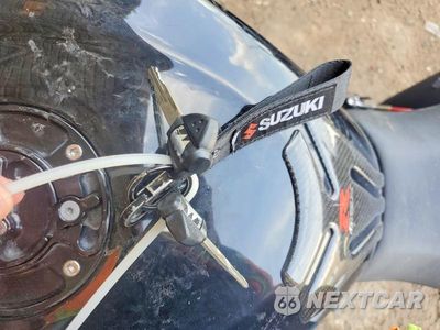 Zdjęcie 8 z 10 samochodu: 2018 SUZUKI GSX-R750 VIN:JS1GR7MA3J2100870 - miniatura