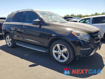 Czwarte zdjęcie samochodu z boku: 2016 MERCEDES-BENZ GLE 350 VIN:4JGDA5JB8GA716382 - miniatura
