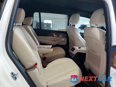 Zdjęcie 11 z 14 samochodu: 2025 MERCEDES-BENZ GLS 450 4MATIC VIN:4JGFF5KE7SB317050 - miniatura