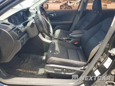 Zdjęcie 7 z 13 samochodu: 2015 HONDA ACCORD SPORT VIN:1HGCR2F54FA074897 - miniatura