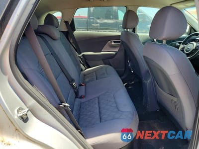 Zdjęcie 10 z 12 samochodu: 2017 KIA NIRO FE VIN:KNDCB3LC6H5057476 - miniatura