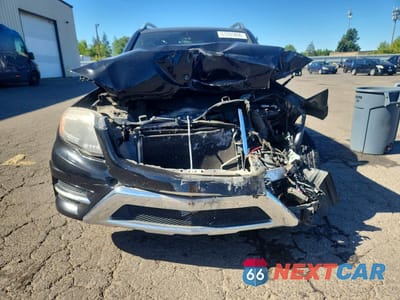 Piąte zdjęcie samochodu w środku: 2013 MERCEDES-BENZ GLK 350 4MATIC VIN:WDCGG8JB8DG066635 - miniatura