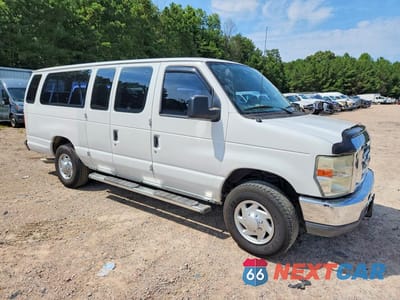 Czwarte zdjęcie samochodu z boku: 2011 FORD ECONOLINE E350 SUPER DUTY WAGON VIN:1FBSS3BL4BDA60259 - miniatura