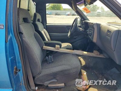 Zdjęcie 10 z 12 samochodu: 1994 CHEVROLET S TRUCK S10 VIN:1GCCS14Z3RK183465 - miniatura
