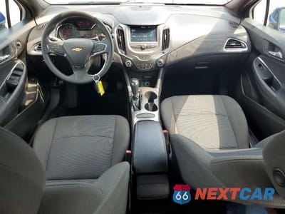 Zdjęcie 8 z 12 samochodu: 2018 CHEVROLET CRUZE LT VIN:1G1BE5SM9J7200433 - miniatura