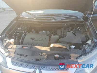 Zdjęcie 12 z 13 samochodu: 2019 MITSUBISHI OUTLANDER SE VIN:JA4AD3A36KZ042622 - miniatura