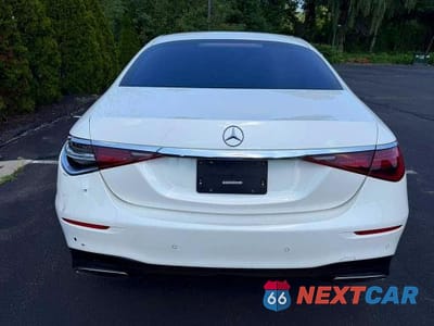 Zdjęcie 6 z 15 samochodu: 2022 MERCEDES-BENZ S 580 4MATIC VIN:W1K6G7GB3NA106035 - miniatura
