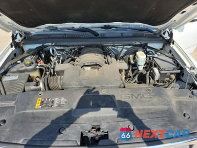 Zdjęcie 12 z 13 samochodu: 2018 GMC YUKON XL C1500 SLT VIN:1GKS1GKC5JR330451 - miniatura