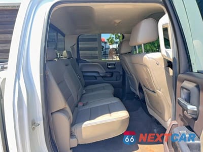 Zdjęcie 6 z 14 samochodu: 2015 GMC SIERRA K2500 DENALI VIN:1GT120E85FF601018 - miniatura