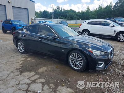 Czwarte zdjęcie samochodu z boku: 2018 INFINITI Q50 3.0T LUXE VIN:JN1EV7AP2JM366289 - miniatura