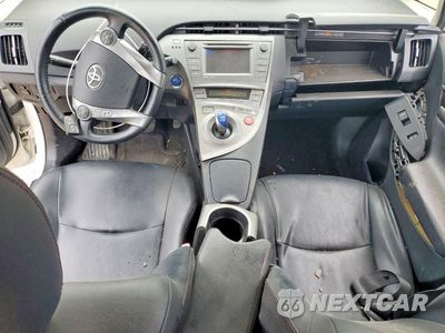 Zdjęcie 8 z 13 samochodu: 2013 TOYOTA PRIUS PERSONA SERIES SE VIN:JTDKN3DU0D5601894 - miniatura