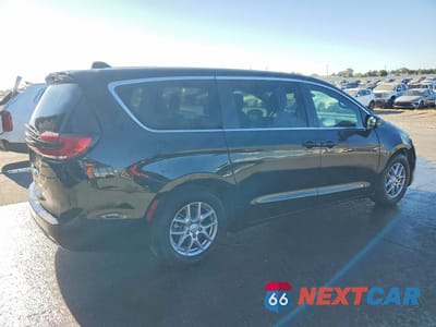 Trzecie zdjęcie samochodu z tyłu: 2026 CHRYSLER PACIFICA SELECT VIN:2C4RC1BGXTR226216 - miniatura