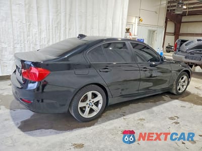 Trzecie zdjęcie samochodu z tyłu: 2013 BMW 328 XI SULEV VIN:WBA3B5C55DF592894 - miniatura